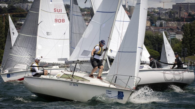 Conception et fabrication de voiles et accessoires pour bateaux.