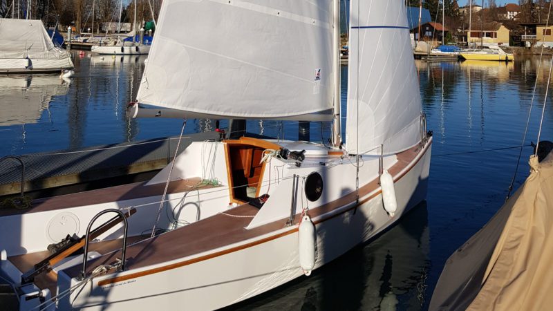 Construction artisanale de bateaux en bois et bois epoxy.