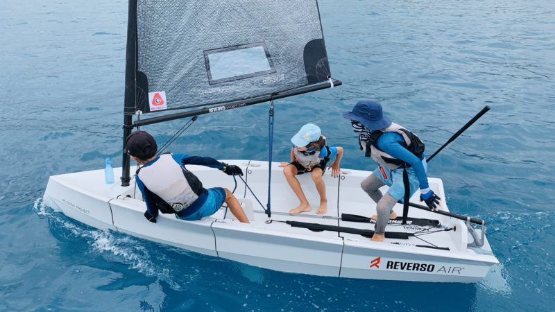 Welcome to a freer sail, without constraints, a sail where everything is designed to simplify your life, on the water and on land, from assembly to transport and storage.
Welcome to the sail of the future.