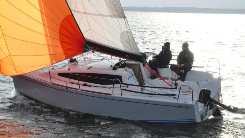 Built in Poland by the NORTHMAN Shipyard, the MAXUS sailboats and the Nexus 870 and Northman 1200 trawlers have been distributed in France and Switzerland by the CATWAY company since 2009.