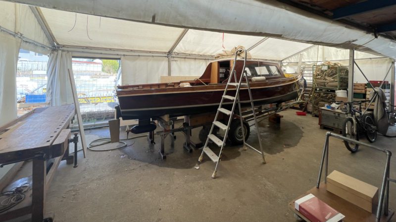 Your specialist for the installation of electric motors. Installation of electric motors, inboard and outboard - Maintenance - Sale of electric motors.