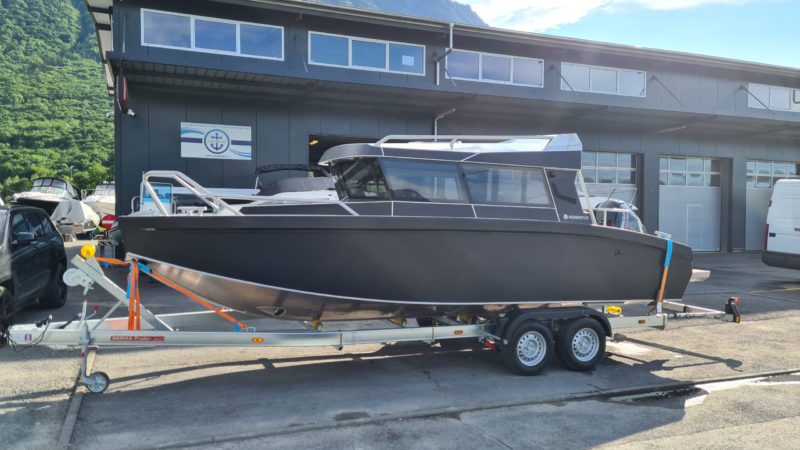 The company is active since 2009 in the world of boating, AQUABOAT will support you with the maintenance of your boat and assist you during the purchase of your dream boat. We represent Mercury, Yamaha, Volvo Penta engines, as well as Invictus Yacht, Capoforte, VBOATS, Selection Boats.
