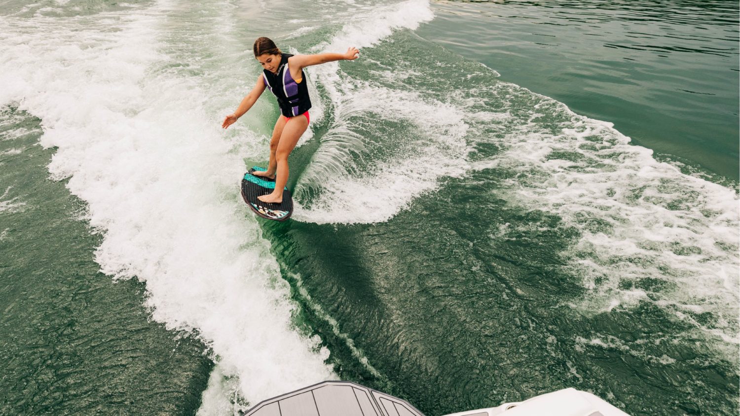 le tout nouveau modèle Moomba est exposé à Genève pour la première fois sur un salon nautique suisse